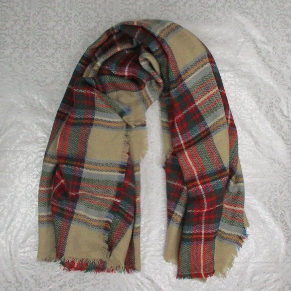 MODCLOTH Red Square Scarf - Picture 6 of 11